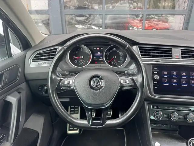 Volkswagen Tiguan view 8