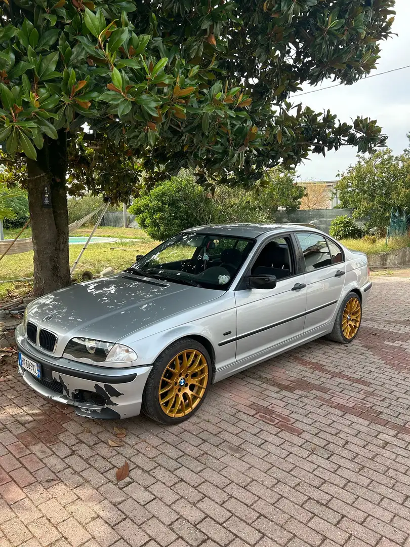 BMW 320 LEGGERE DESCRIZIONE - 1