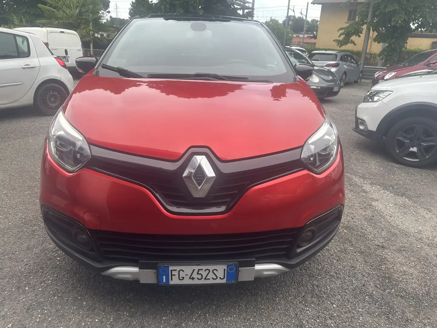 Renault Captur 1.5 dci Intens (energy r-link) 90cv edc E6 Rouge - 2