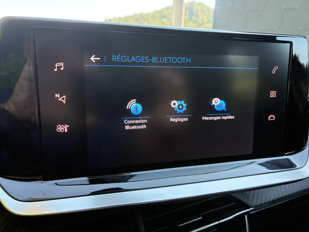 Peugeot 2008 1.2i Active Pack S&S -GPS/Carplay/Multi/Régul/Airco/JA, миниатюра 17