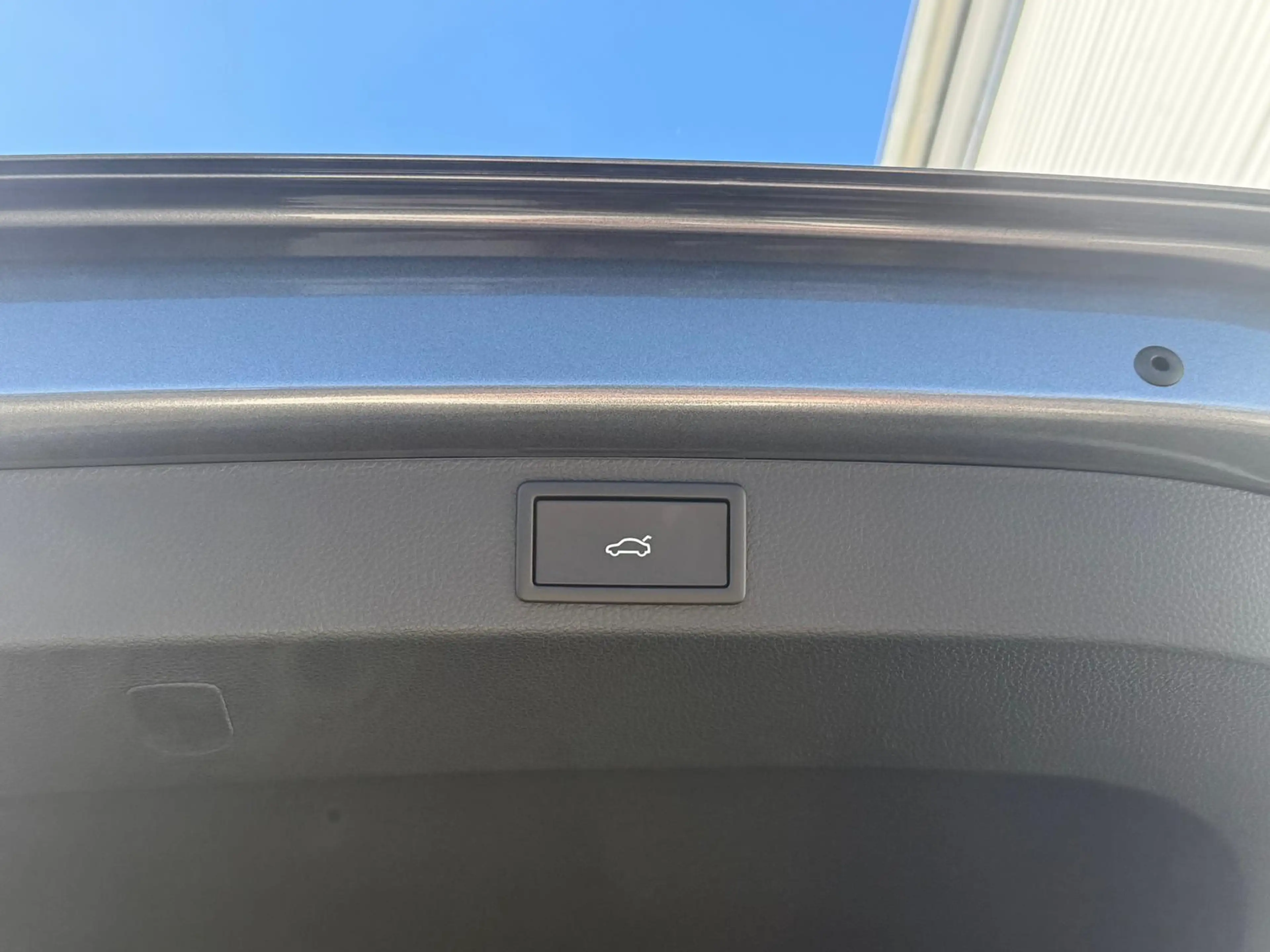 Skoda Karoq Sportline 1.5TSI DSG MATRIX/AHK/ACC/NAVI — photo 11