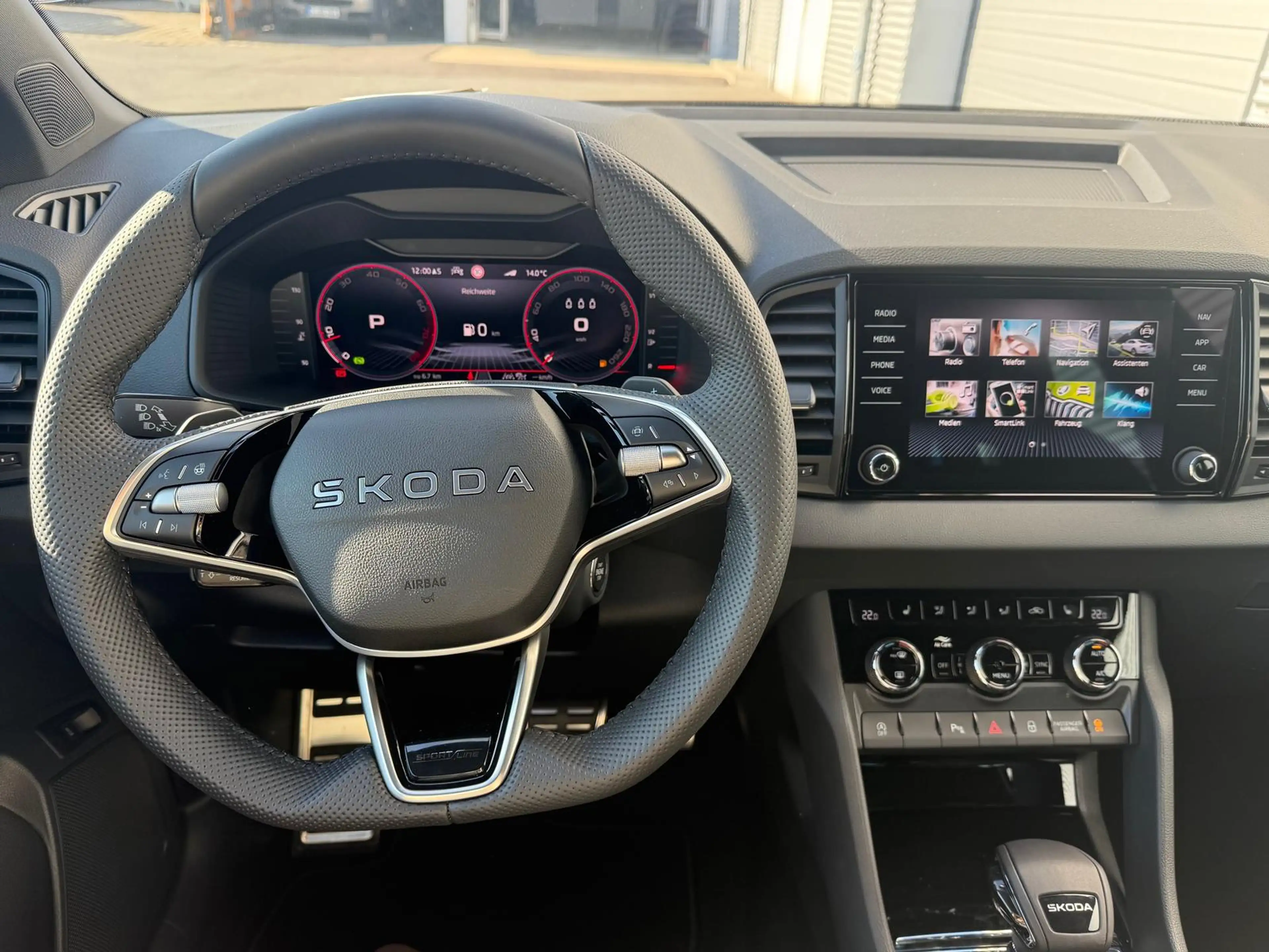 Skoda Karoq Sportline 1.5TSI DSG MATRIX/AHK/ACC/NAVI — photo 15