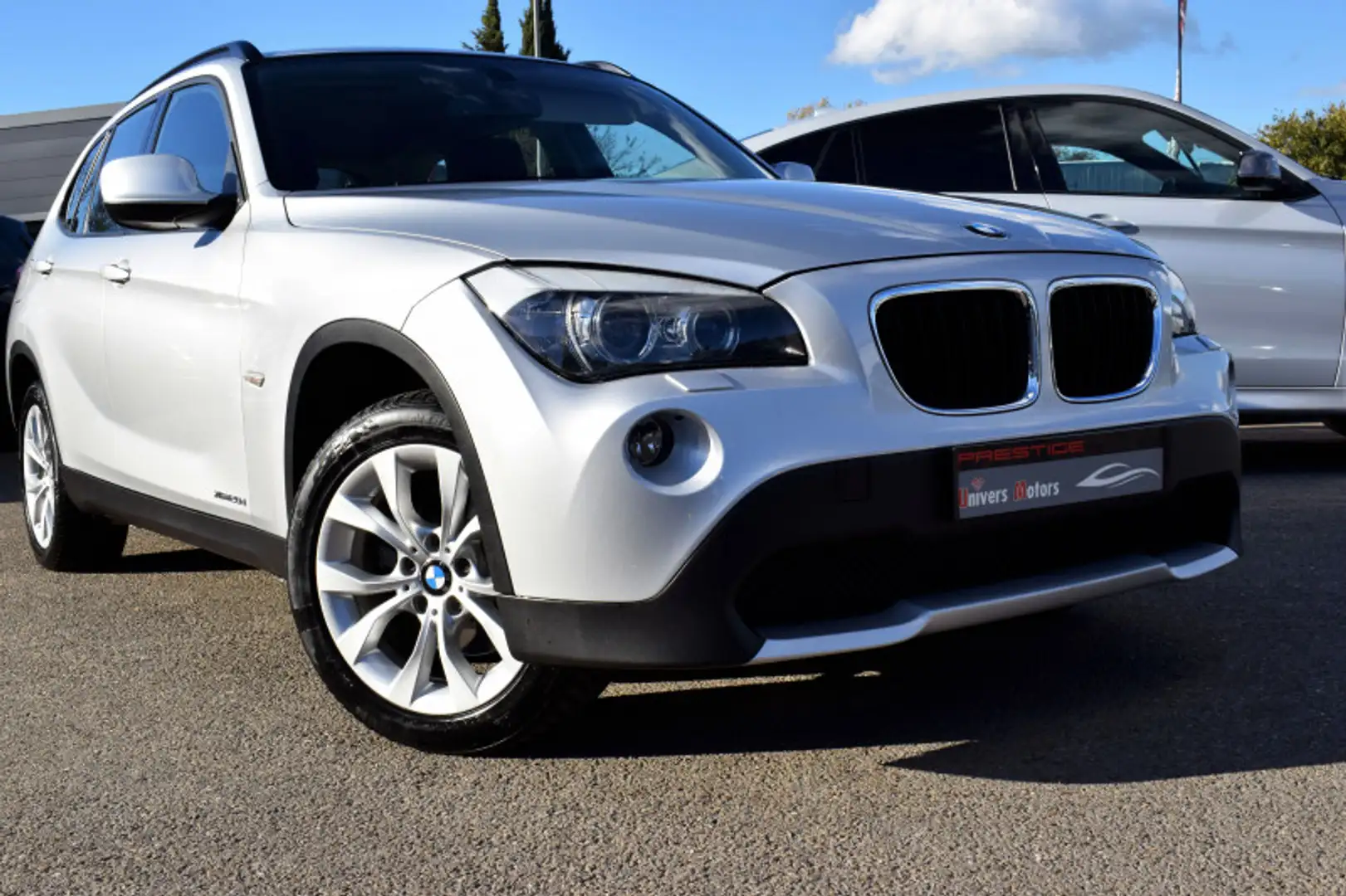 BMW X1 (E84) XDRIVE20DA 177CH CONFORT Gris - 1