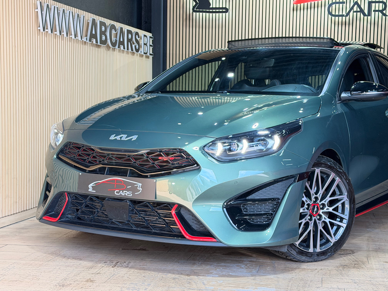 Kia ProCeed / pro_cee'd GT 1.6 T-GDi GT ISG DCT * GT SPORT * GARANTIE 12 MOIS * — photo 4