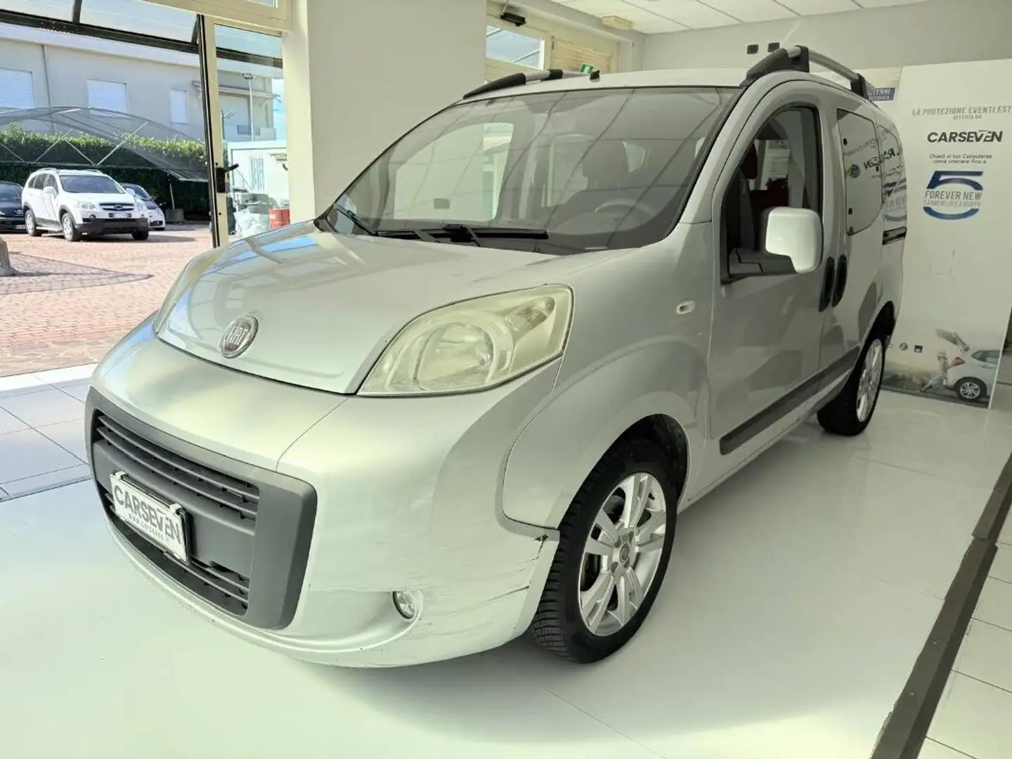 Fiat Qubo 1.3 mjt 16v Active 95cv Silber - 1