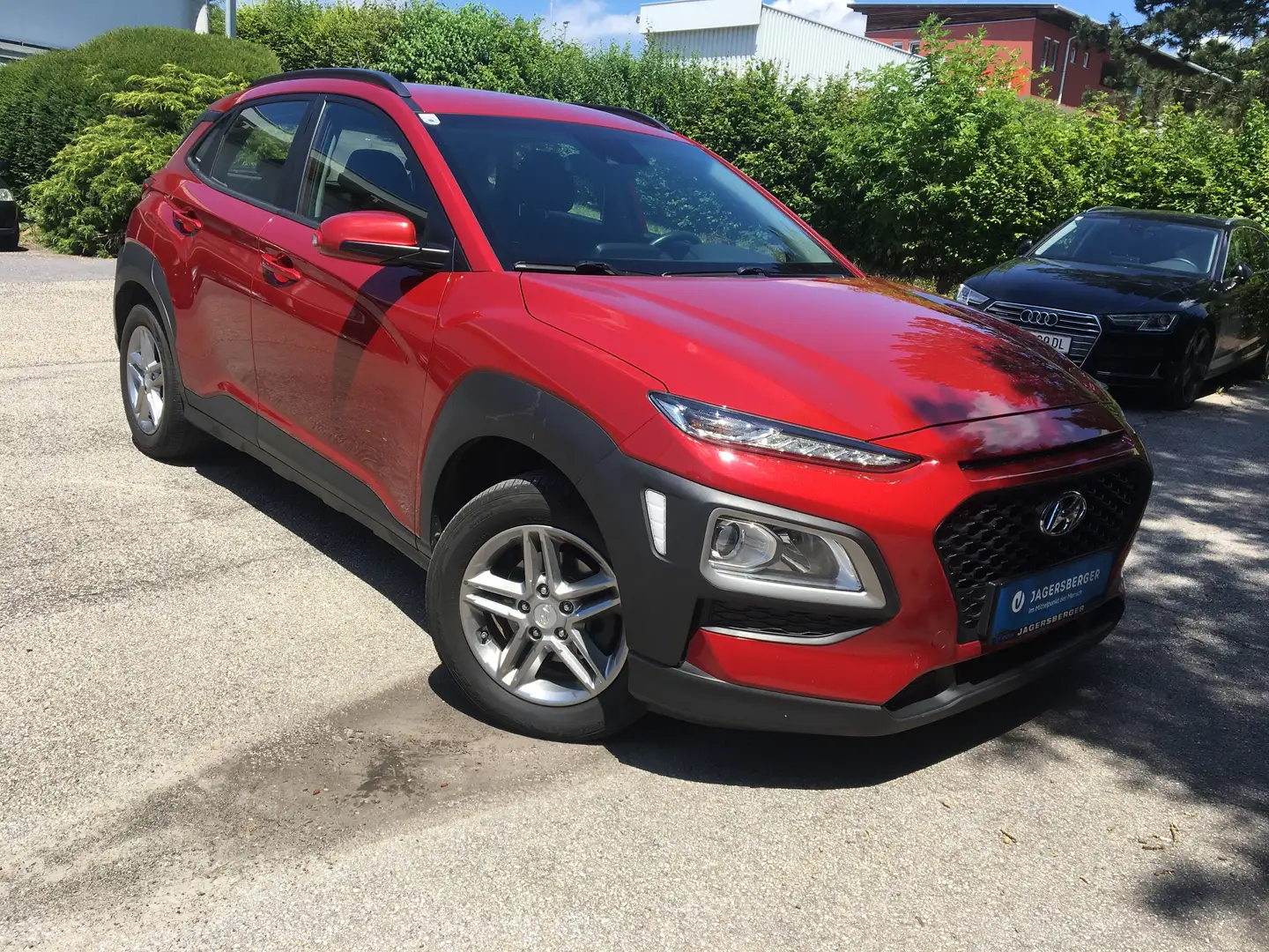 Hyundai KONA 1,6 CRDi 2WD Level 5 DCT Aut. Piros - 2