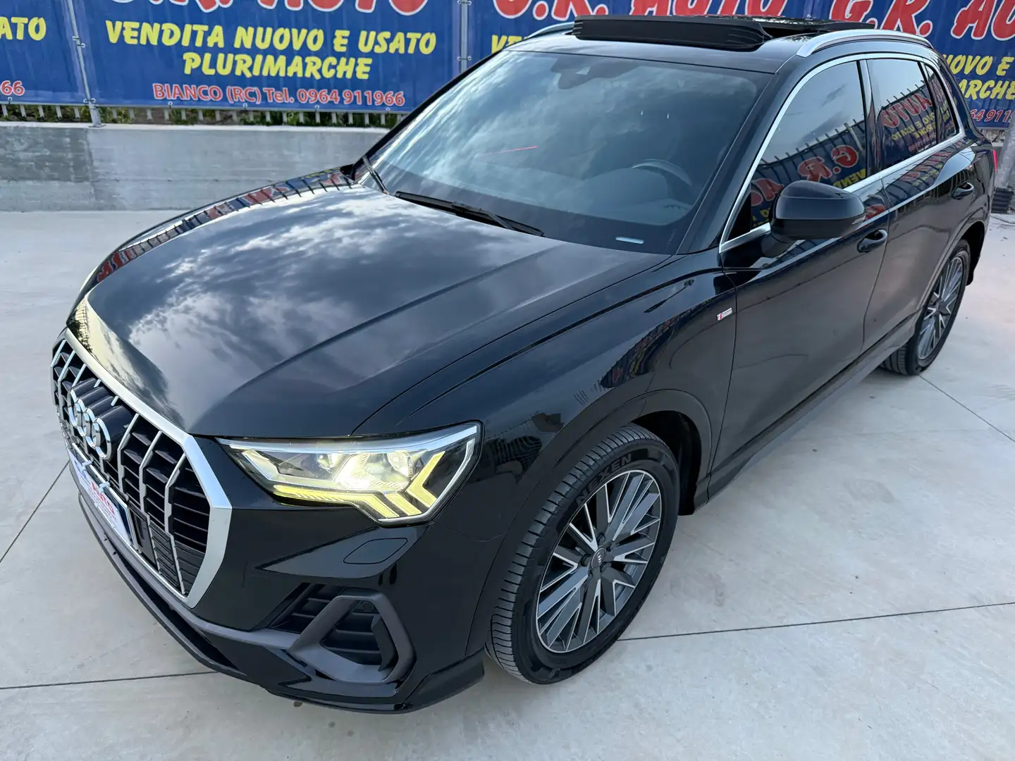 Audi Q3 Q3 tdi S line edition TETTUCCIO SUPER ACCESSORIATA Nero - 2