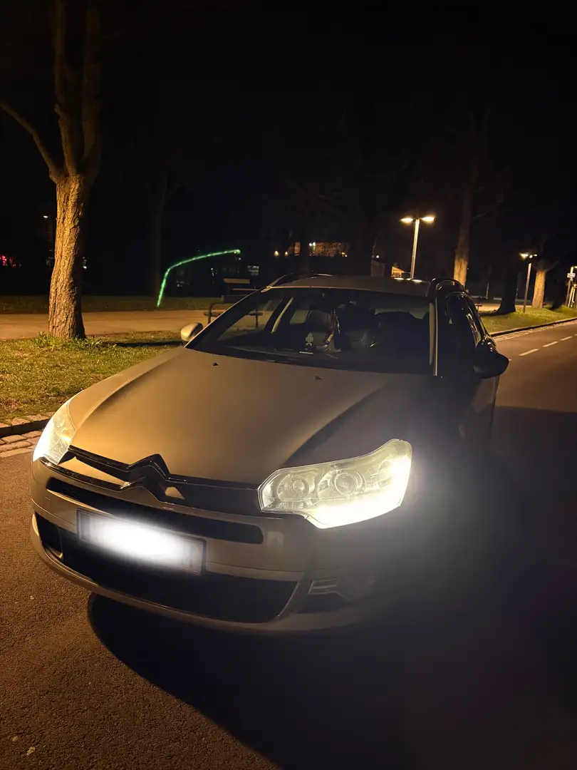 Citroen C5 Tourer 2,0 HDi FAP Exclusive Aut. *02/2027 Pickerl - 2