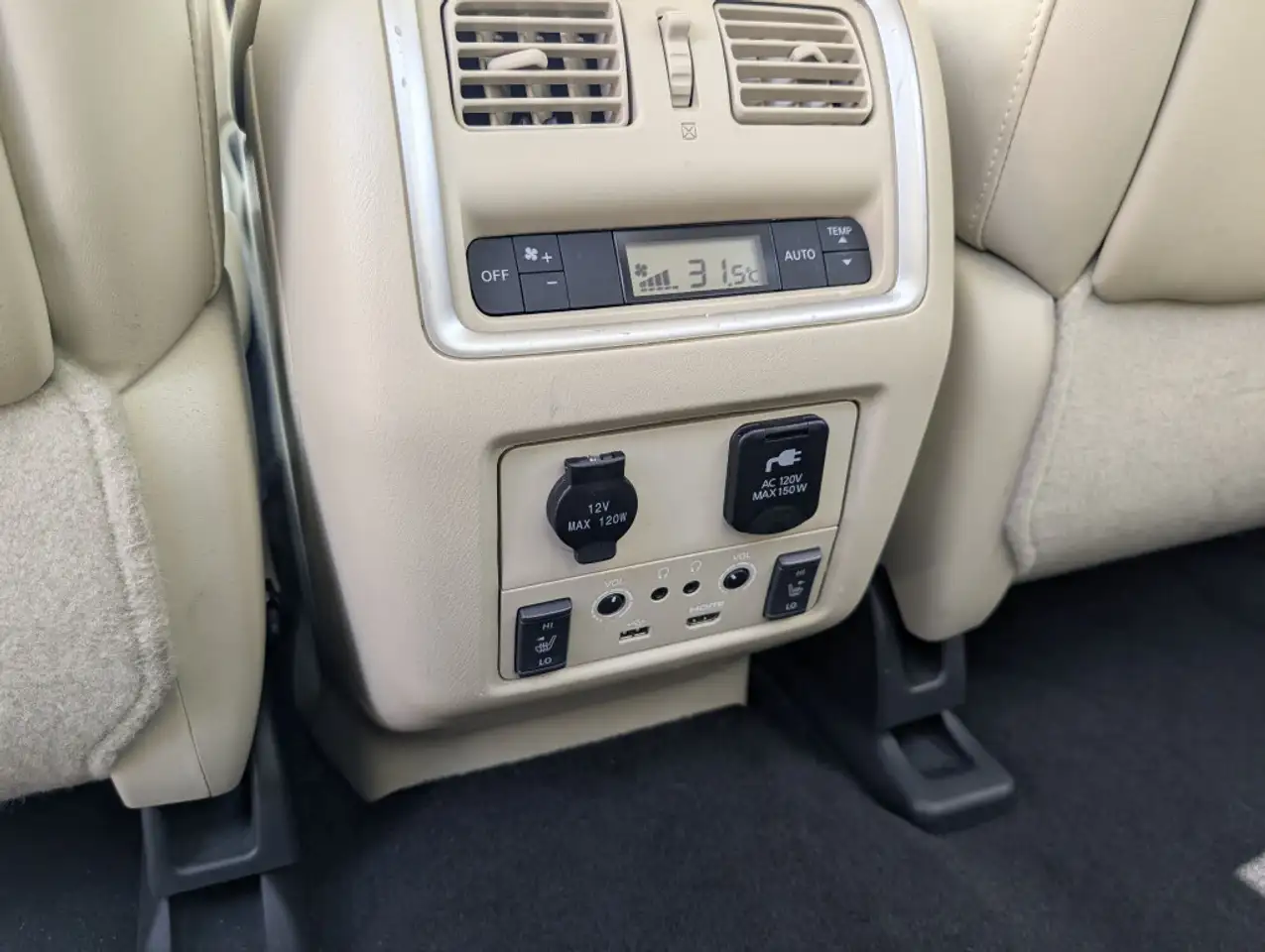 Infiniti QX60 снимка Infiniti QX60