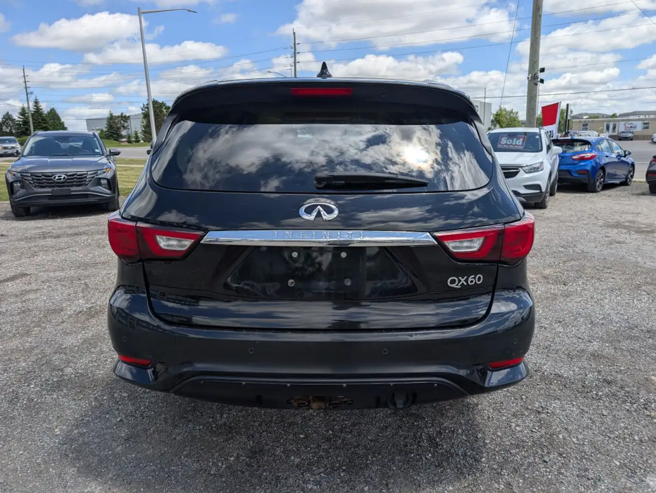 Infiniti QX60 снимка Infiniti QX60