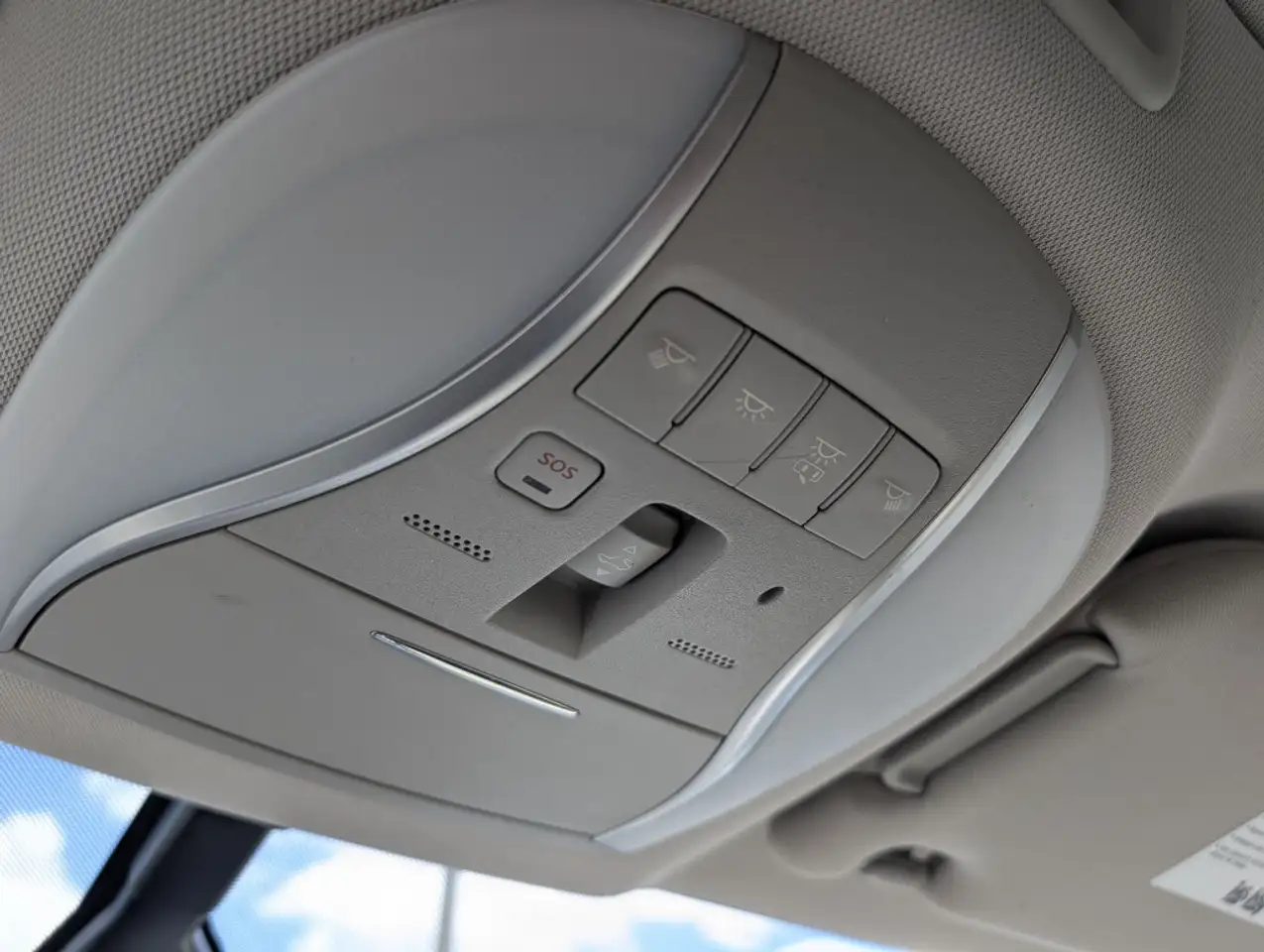 Infiniti QX60 снимка Infiniti QX60