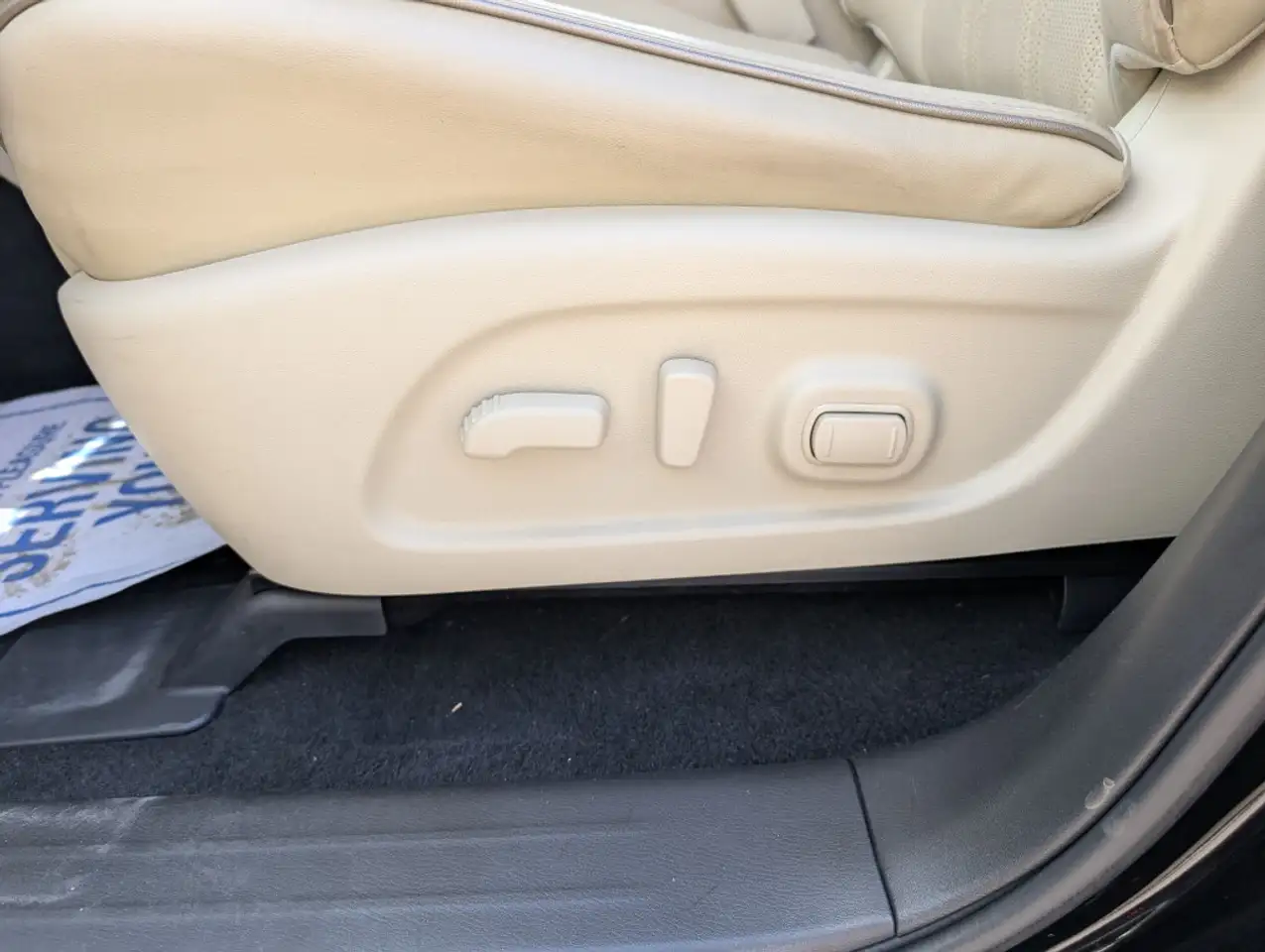Infiniti QX60 снимка Infiniti QX60