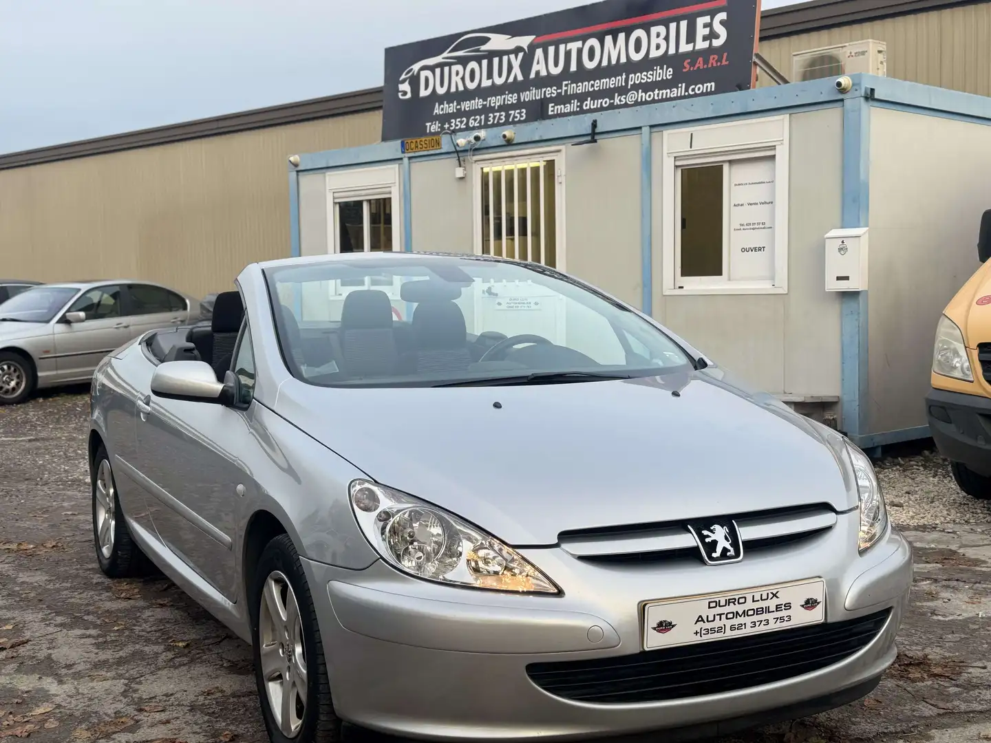 Peugeot 307 CC  cabriolet. 1-prop Blanc - 2