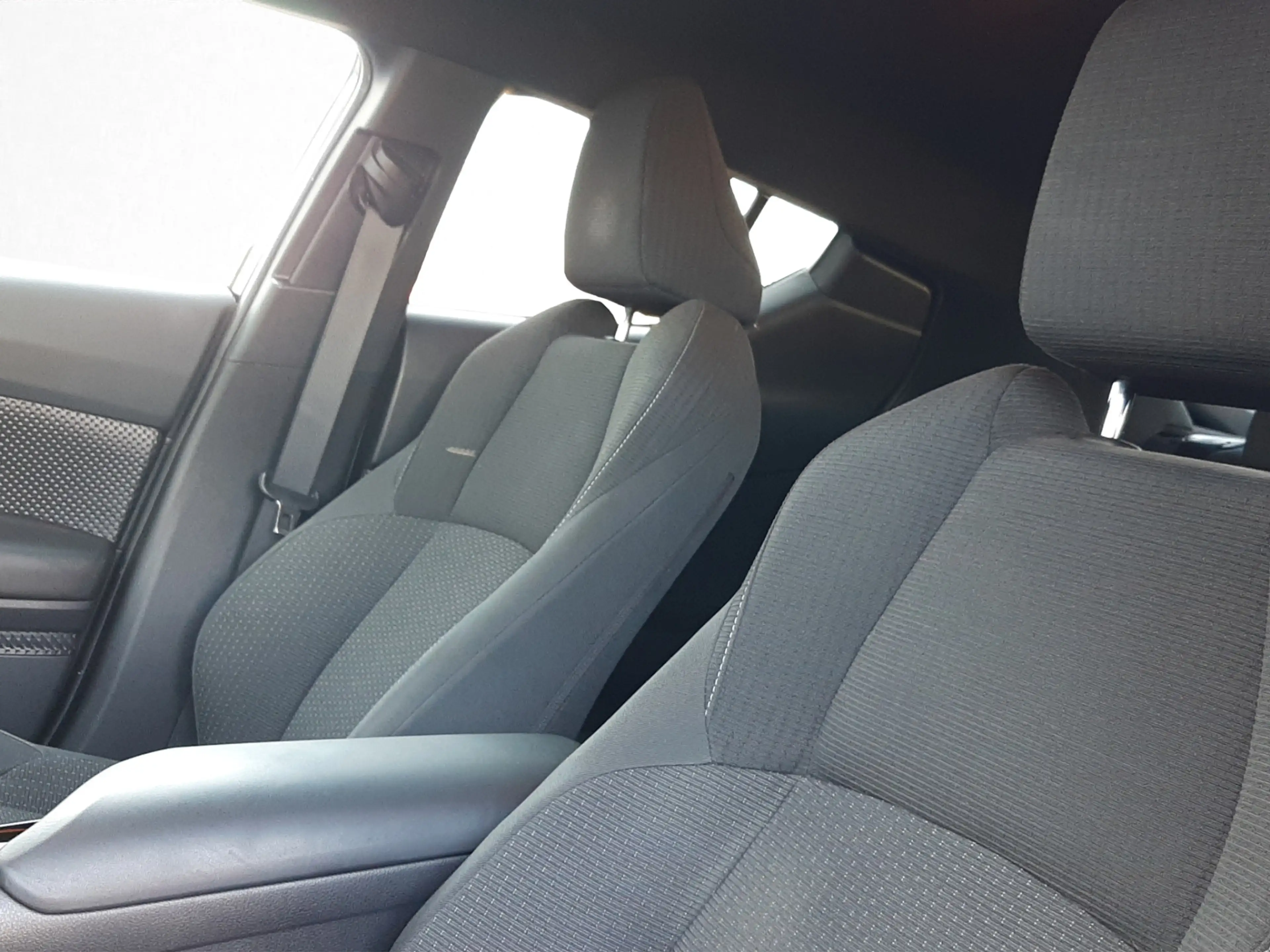 Toyota C-HR 1.8 Hybrid Style | Dealer onderhouden | Stoel+stuu — photo 7