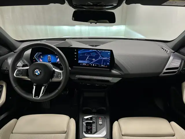 BMW 1 Series view 5