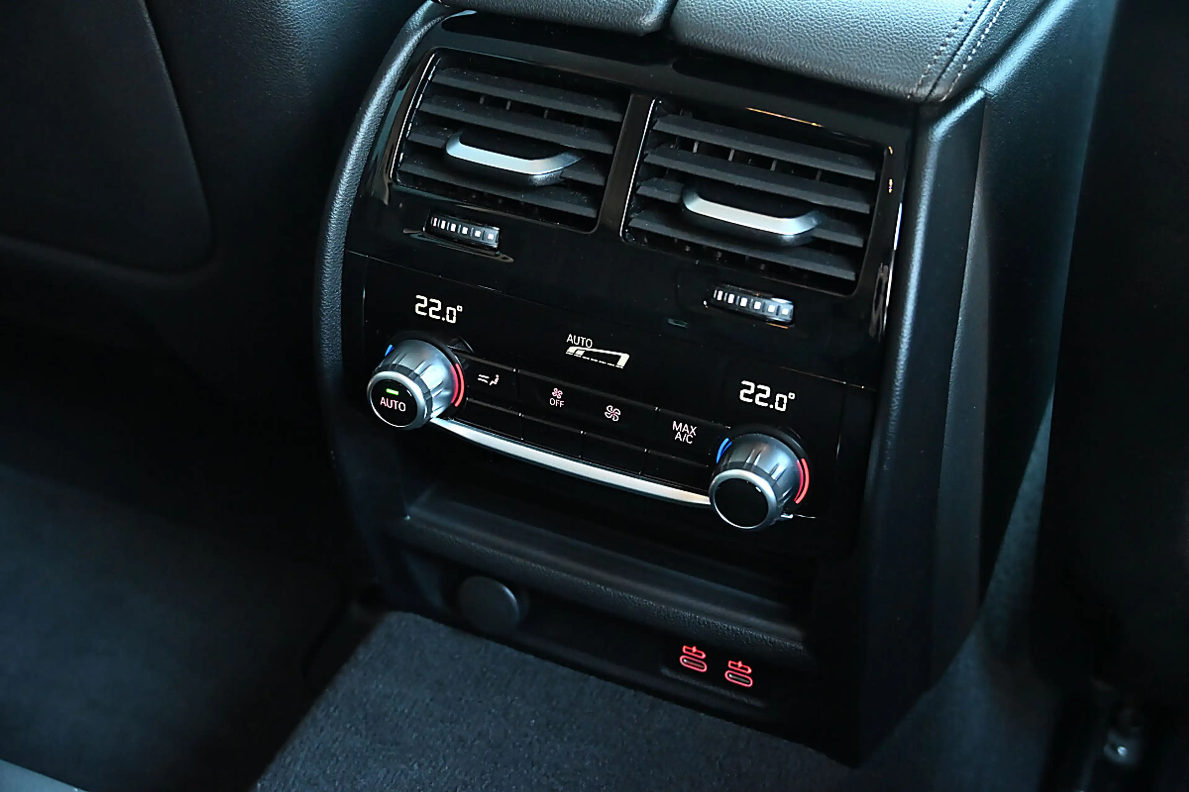 BMW 520 d 48 V Touring Aut. Laserlicht, HeadUp, HiFi, K... — photo 9