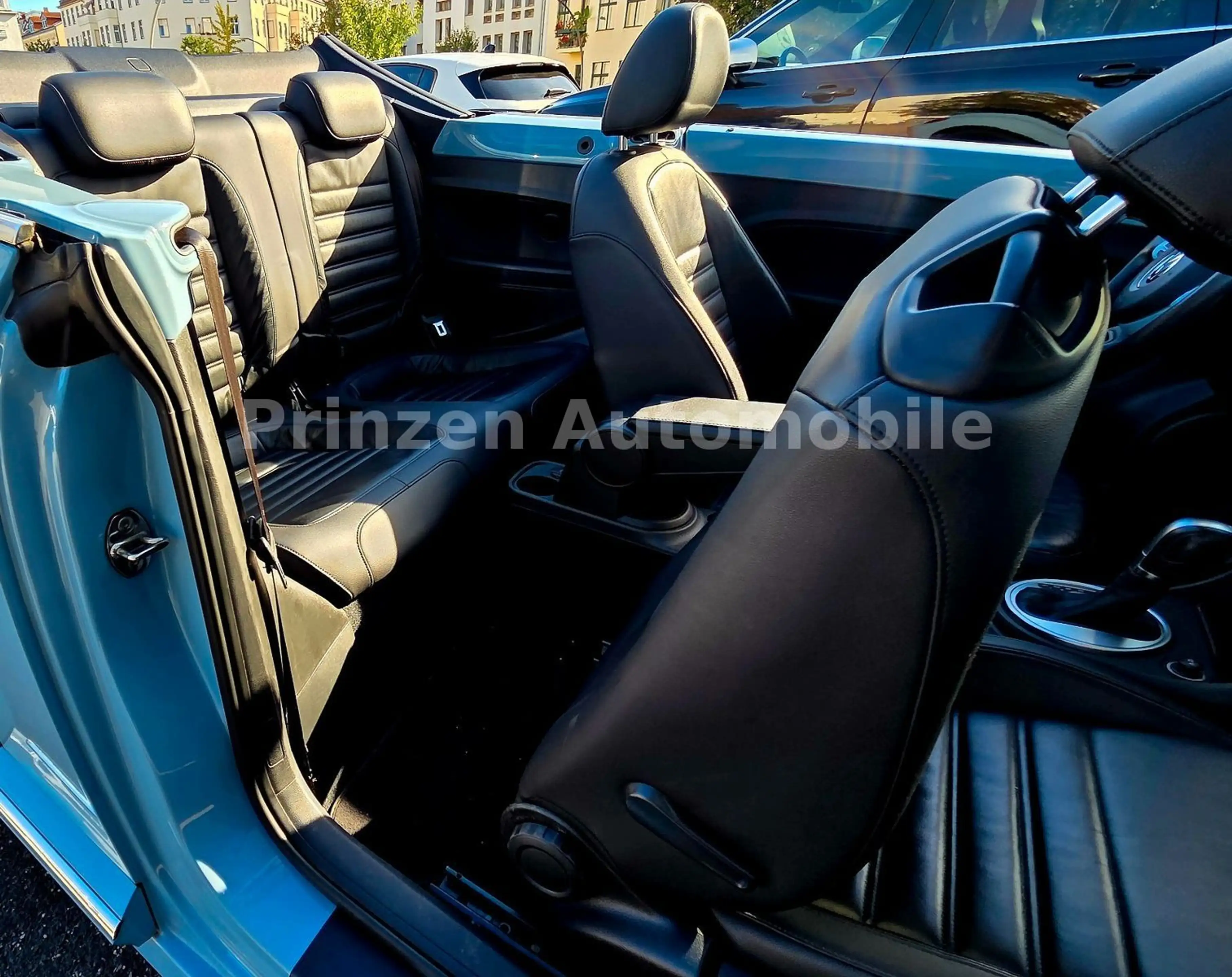Volkswagen Beetle 2,0 TDI Design BMT*Leder*R.Cam*Sonderlack — photo 13