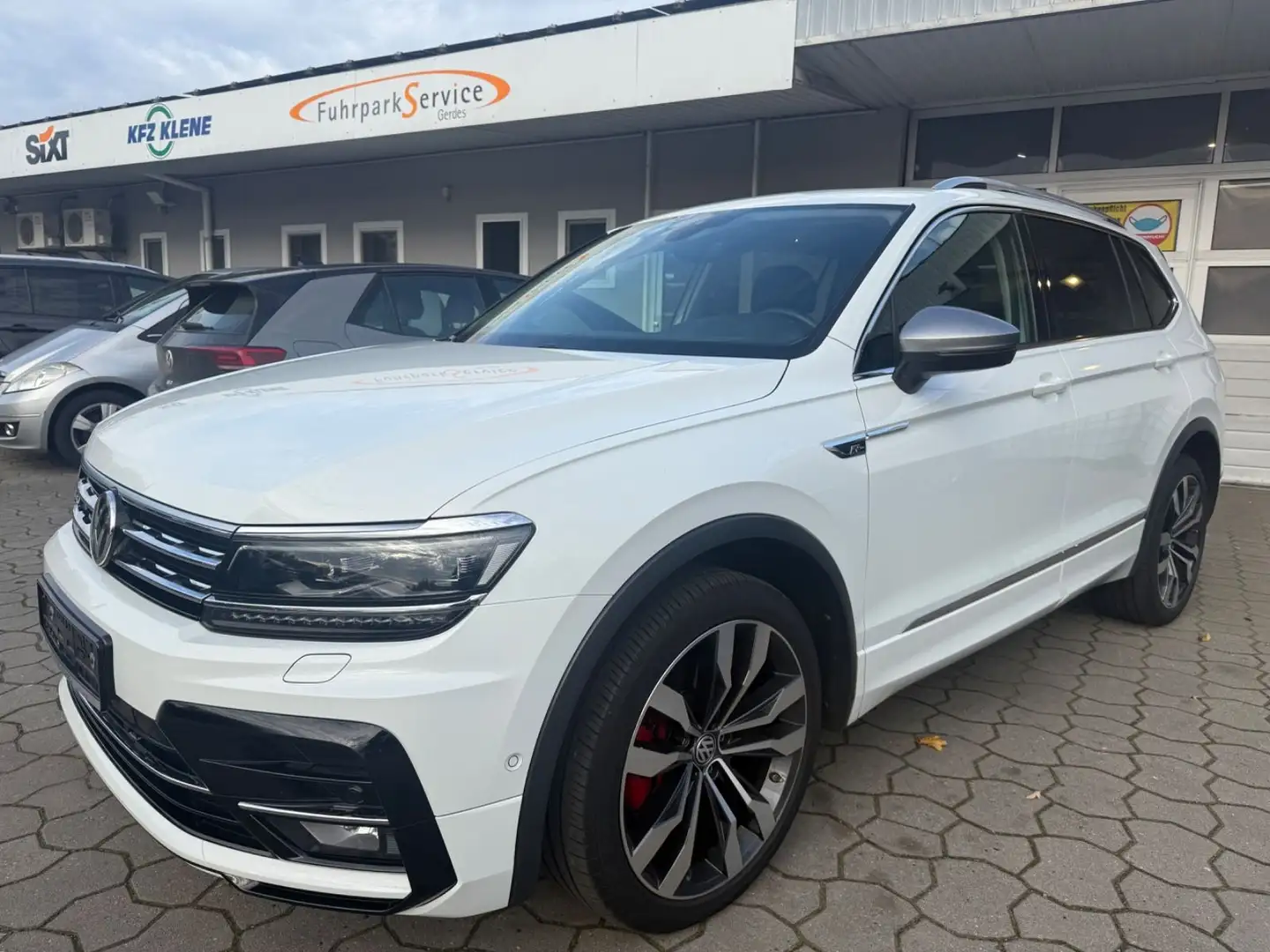 Volkswagen Tiguan Allspace Highline 4Motion R-Line AHK Head Weiß - 1