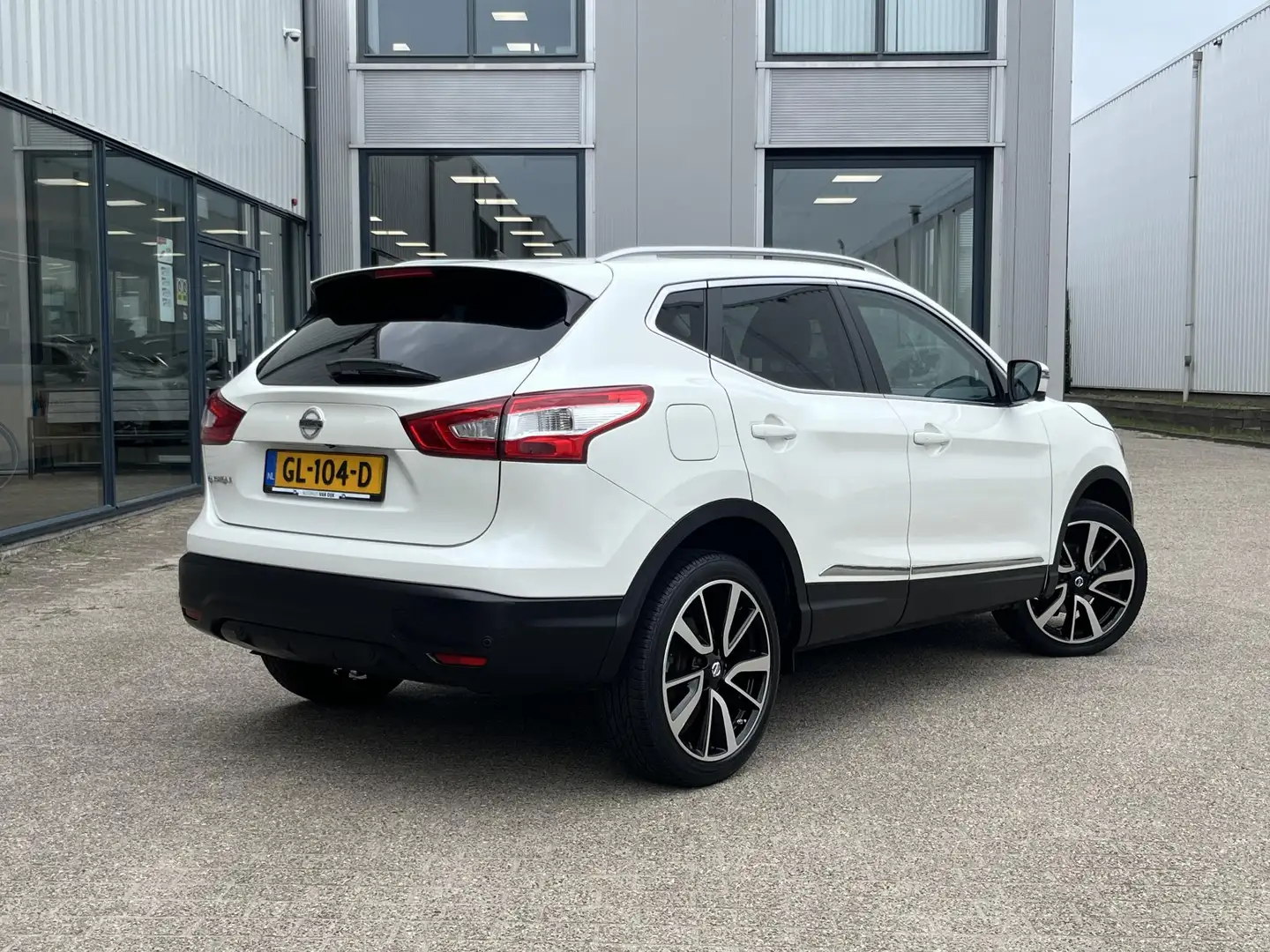 Nissan Qashqai 1.2 Tekna | NL Auto/1e Eig./Navi/Pano.Dak/Clima/Cr Bianco - 2