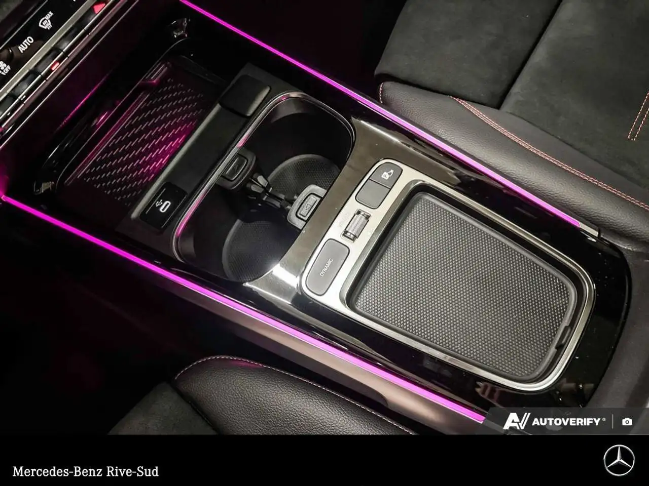Mercedes-Benz GLB снимка Mercedes-Benz GLB