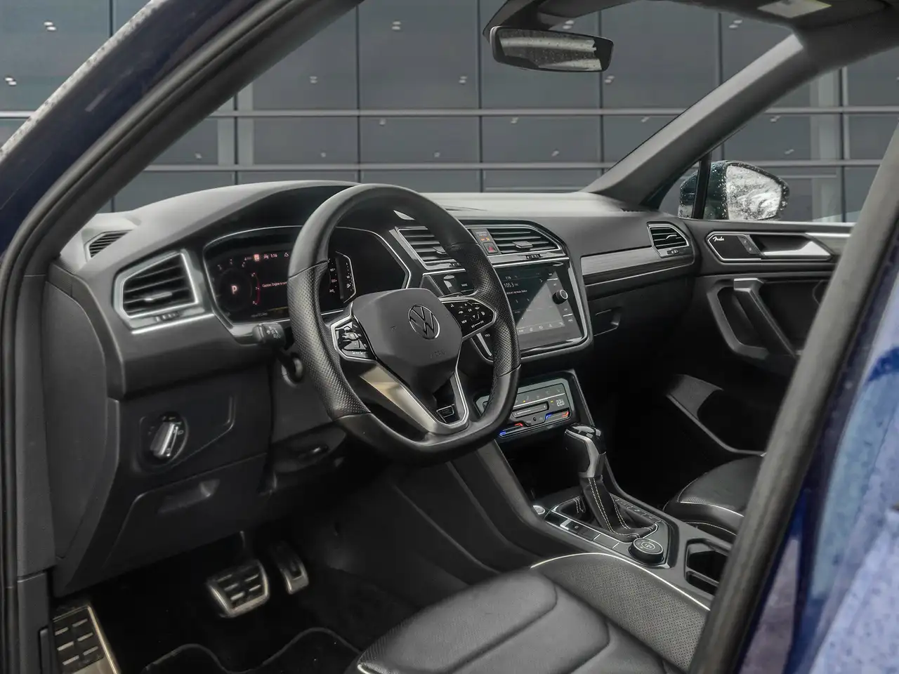 Volkswagen Tiguan снимка Volkswagen Tiguan