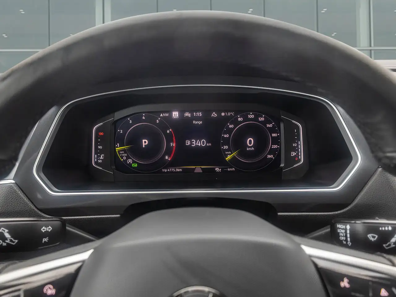 Volkswagen Tiguan снимка Volkswagen Tiguan