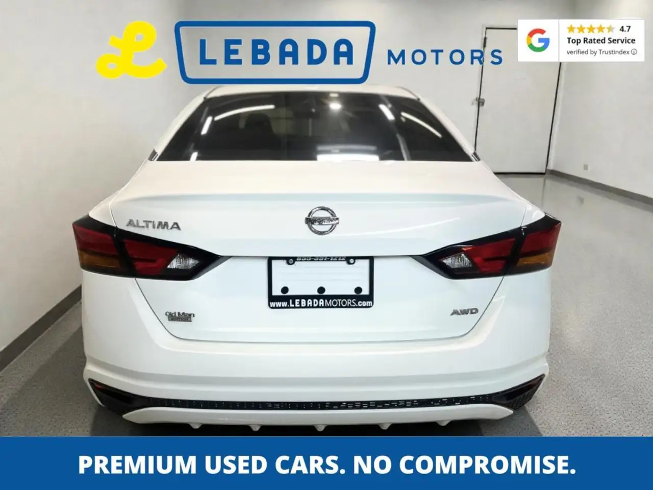 Nissan Altima снимка Nissan Altima