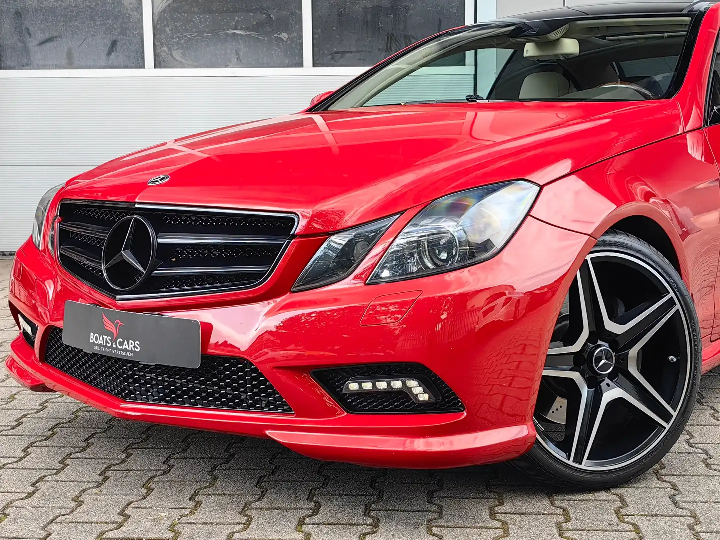 Mercedes-Benz E 500 E550 Coupe PANO|BIXENON|NAVI|LEDER|NAVI|KEYLESS Rot - 2