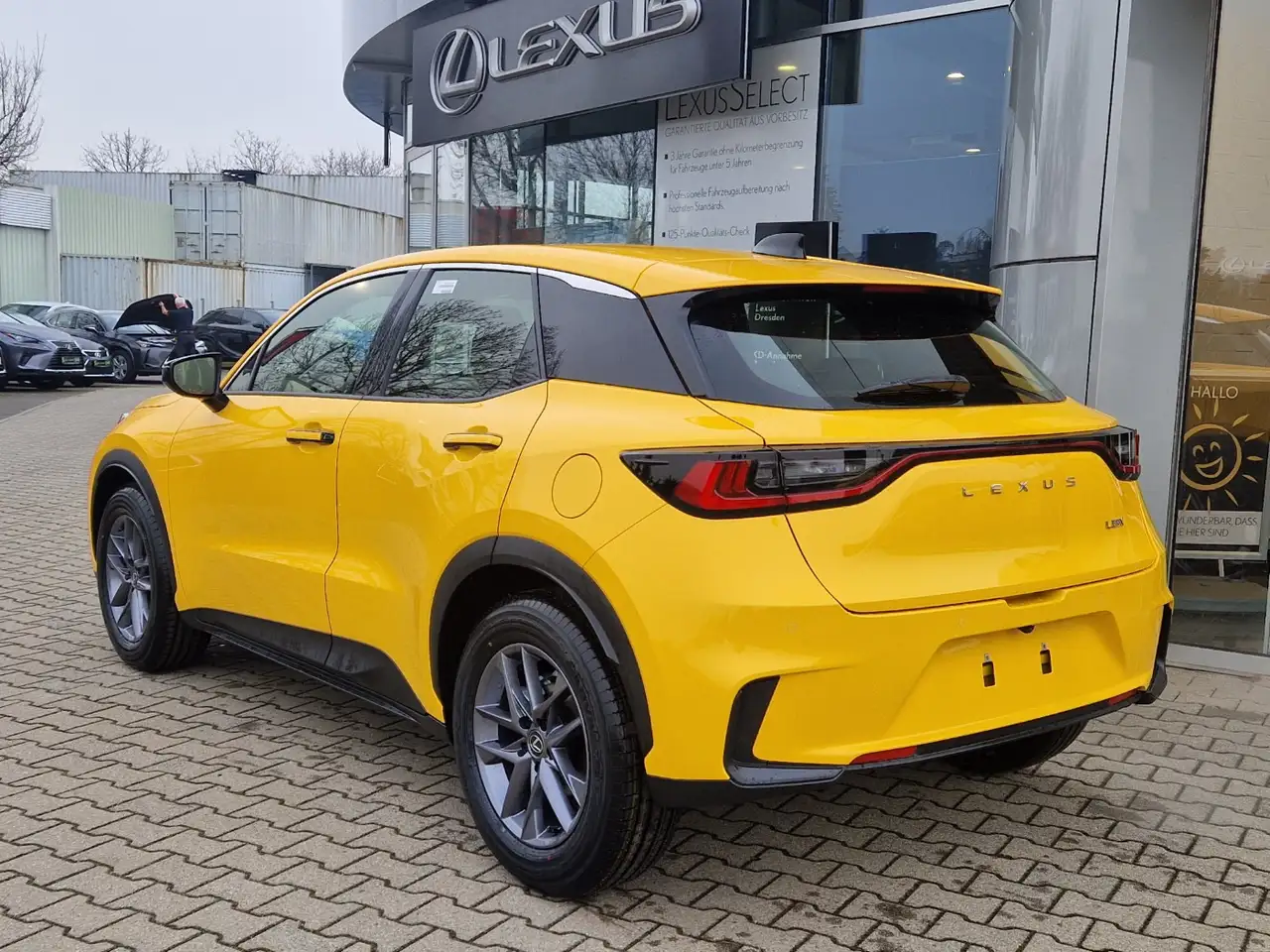 Lexus LBX 1.5 Hybrid Komfort Paket 4