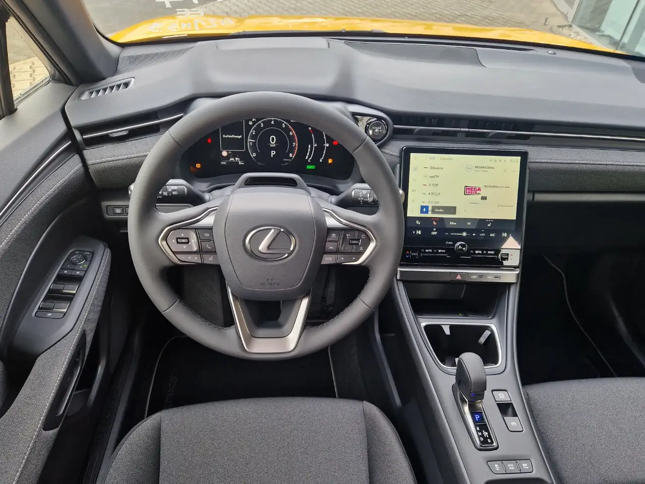 Lexus LBX 1.5 Hybrid Komfort Paket 6