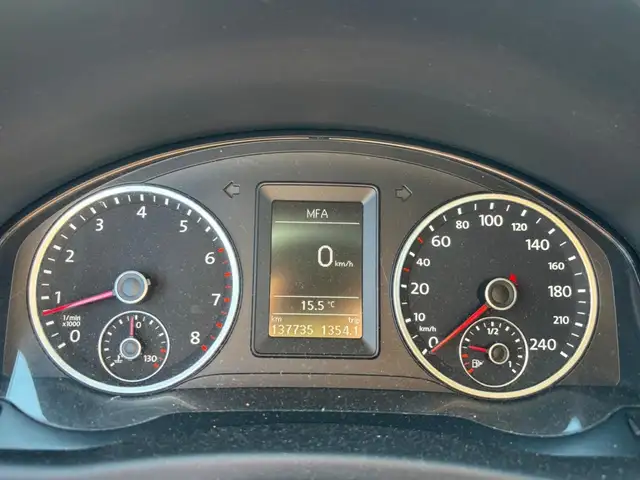 Volkswagen Tiguan view 12