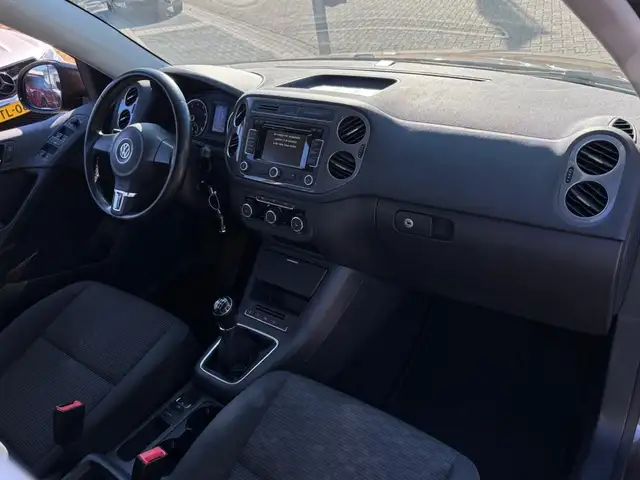 Volkswagen Tiguan view 10