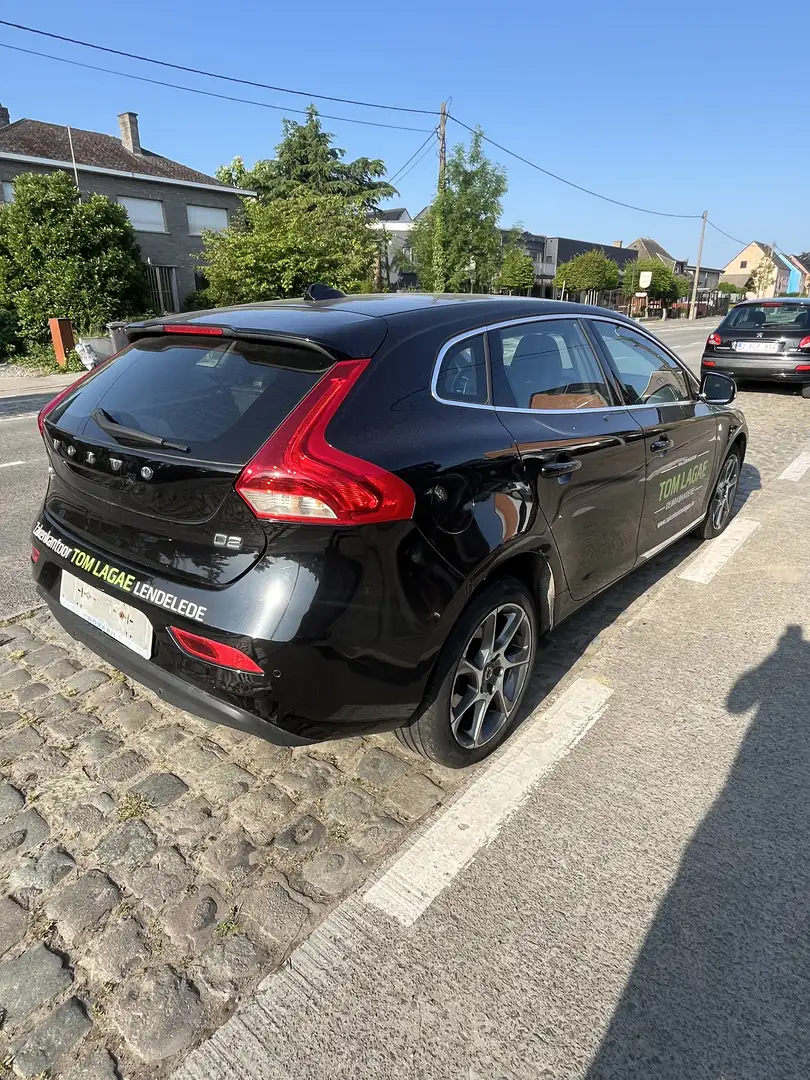 Volvo V40 2.0 D2 Kinetic  / LEATHER / NAVI / ALU Noir - 1