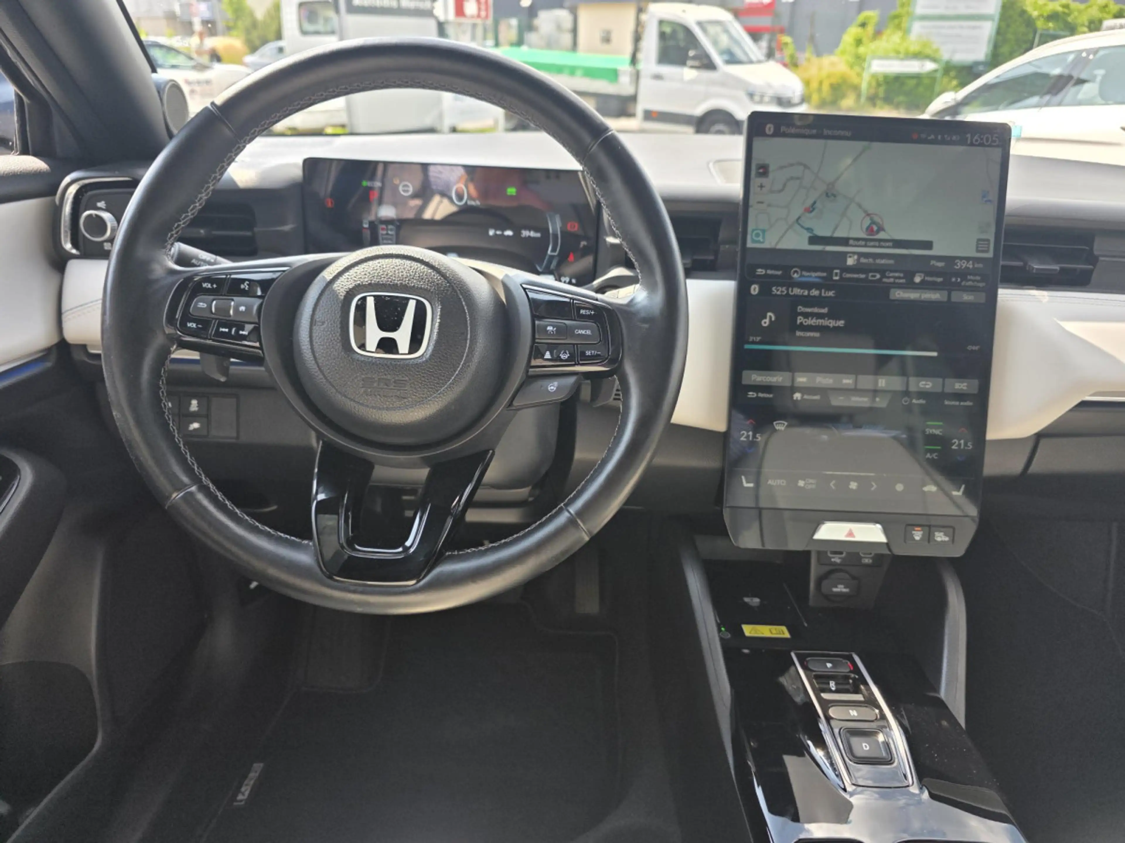 Honda e:Ny1 ADVANCE — photo 4