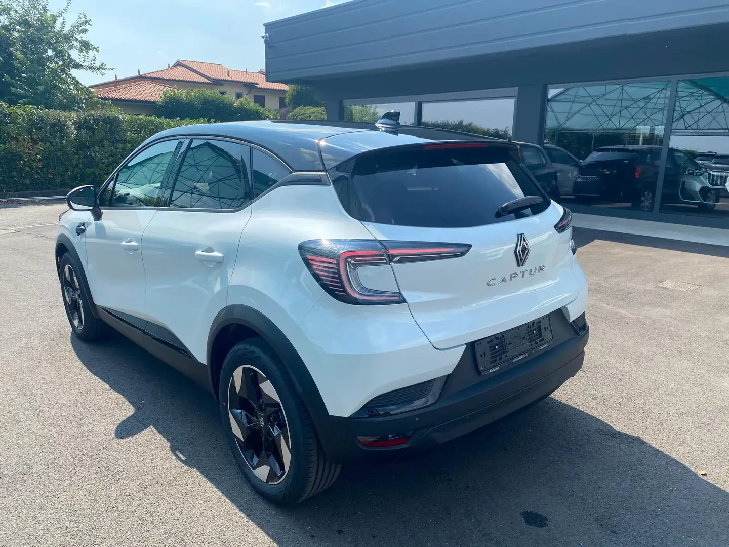Renault Captur ECO-G 100 CV TECHNO KM 0 *OK NEOPATENTATI* Bronzo - 2