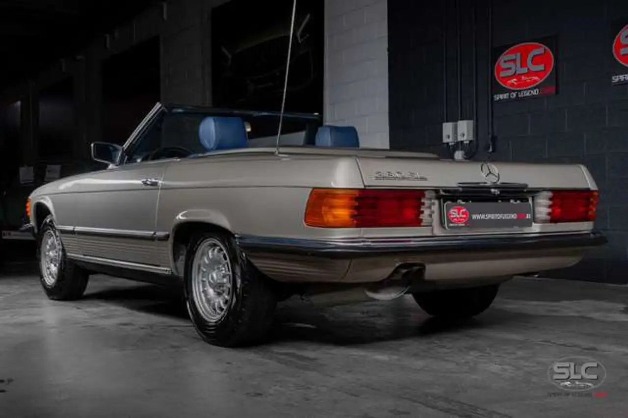 Mercedes-Benz SL 380 Cabriolet European Version, foto 3