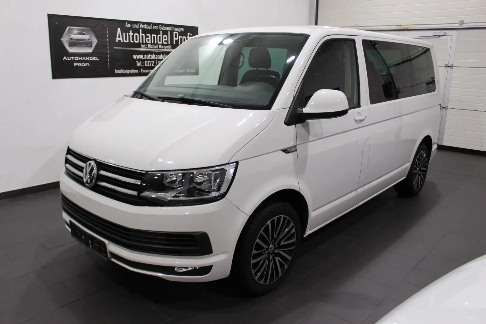 Volkswagen T6 Multivan Comfortline AHK TOP SH DE 1. HAND Weiß - 1