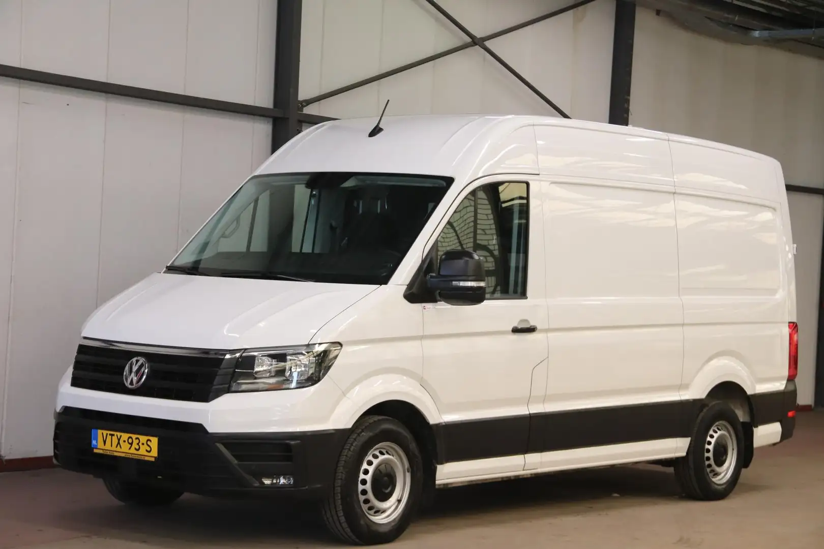 Volkswagen Crafter 35 2.0 TDI 140PK L3H3 (oude L2H2) EURO 6 Wit - 1