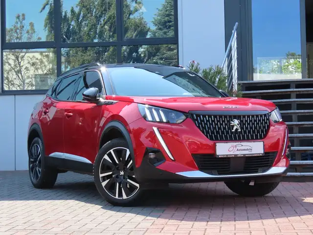 Peugeot 2008 Autom. GT Pack Sportsitze Leder Kamera