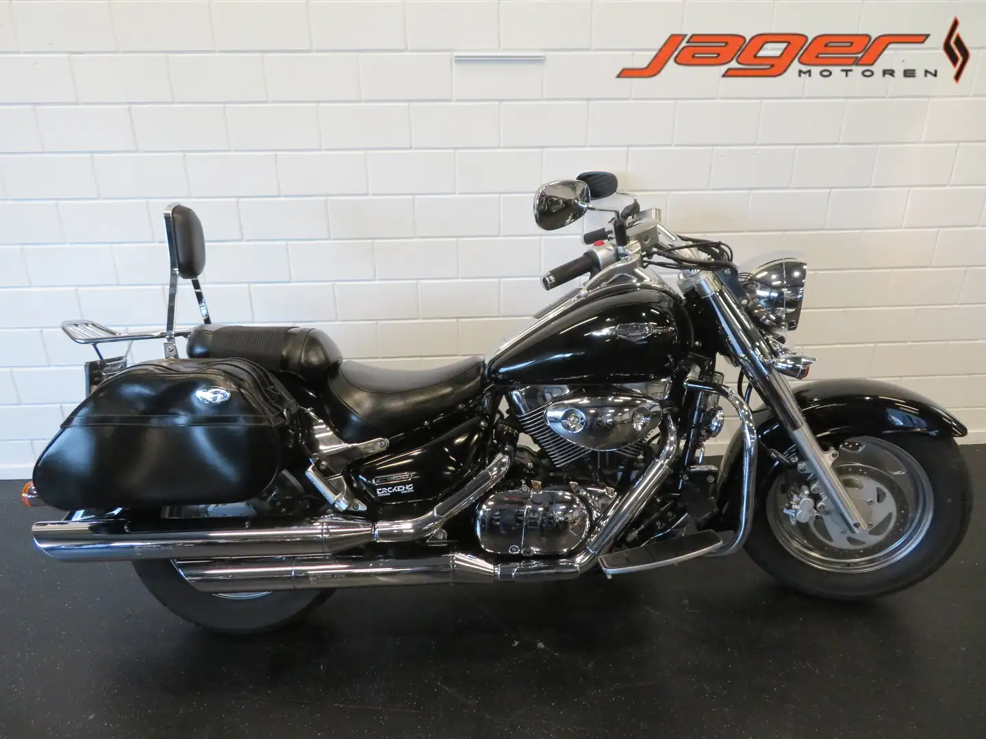 Suzuki VL 1500 LC INTRUDER ZEER FRAAI! Negru - 1