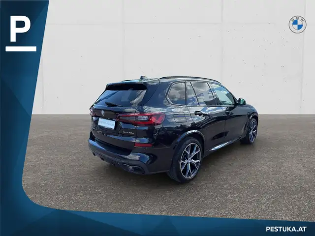 BMW X5 view 4