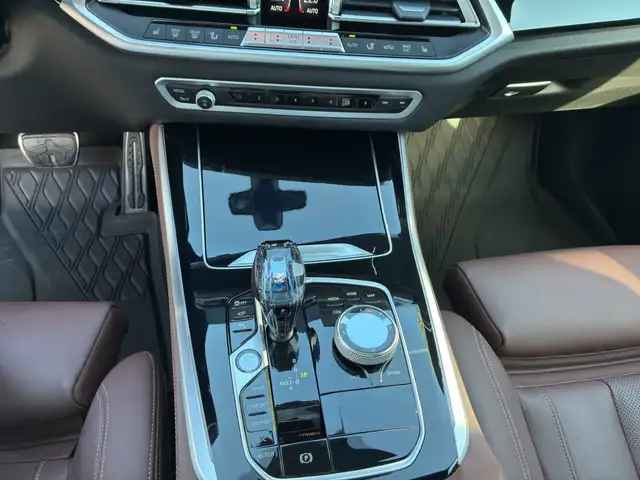 BMW X5 view 14