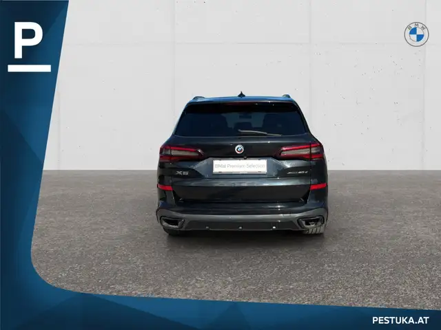 BMW X5 view 5