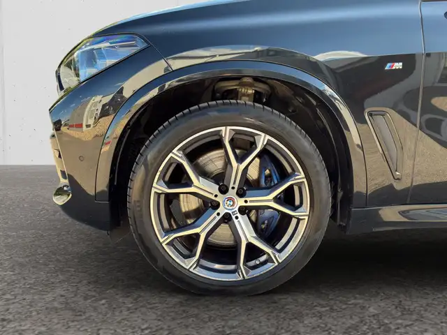 BMW X5 view 7