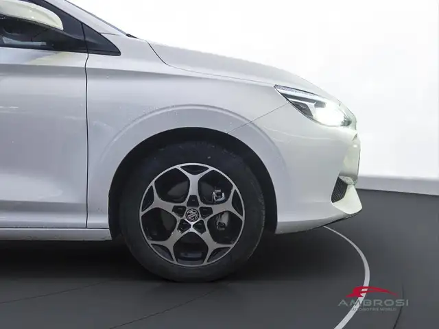 MG MG3 view 17