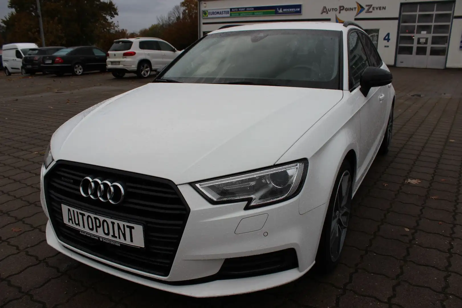 Audi A3 Sportback 40 TFSI quattro *XEN*ACC*GARANTIE* Blanc - 1