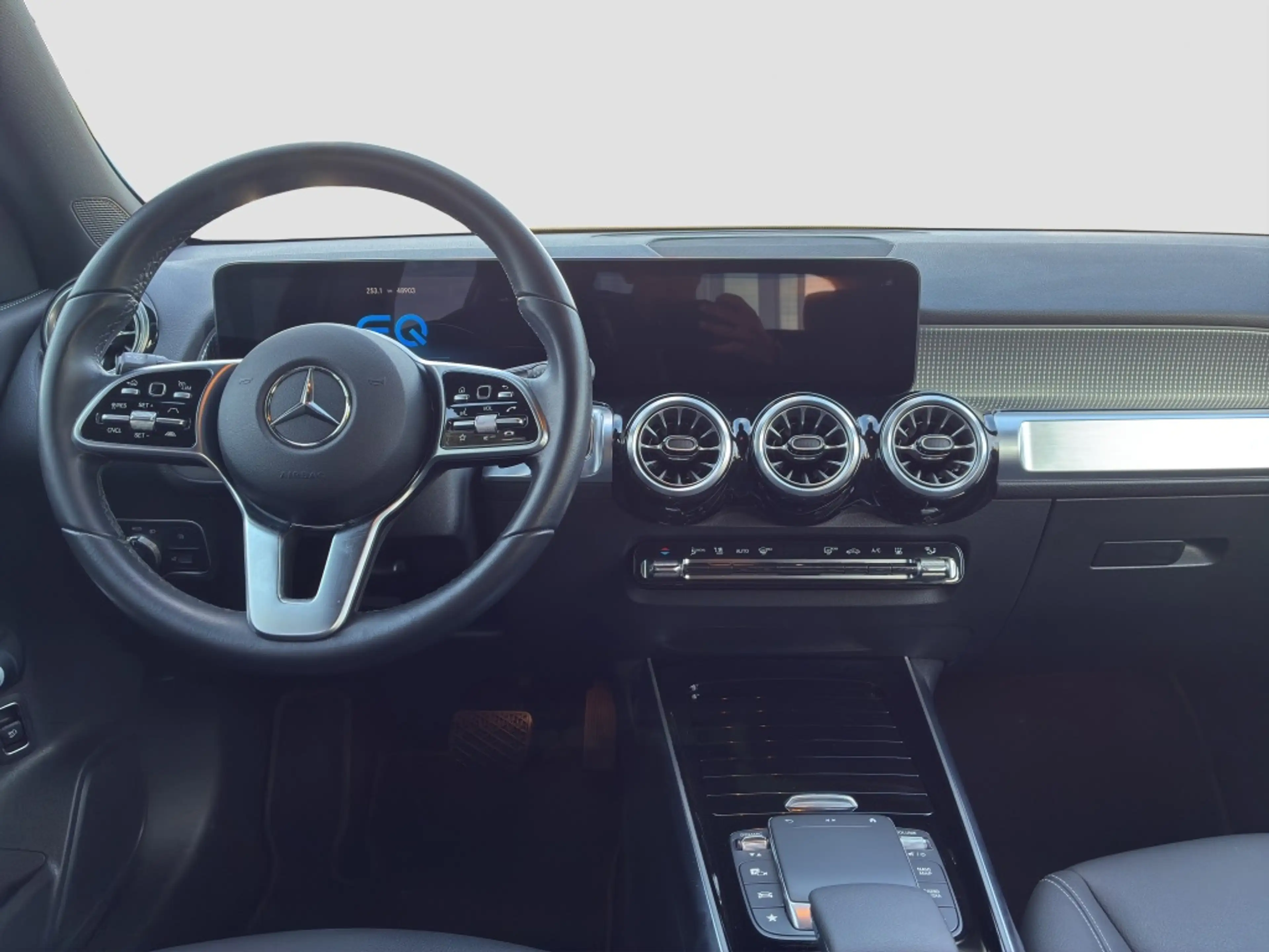 Mercedes-Benz EQB 250 + Navi*LED*PDC*ParkAss*SpurH*SpurW*ACC*LM — photo 6