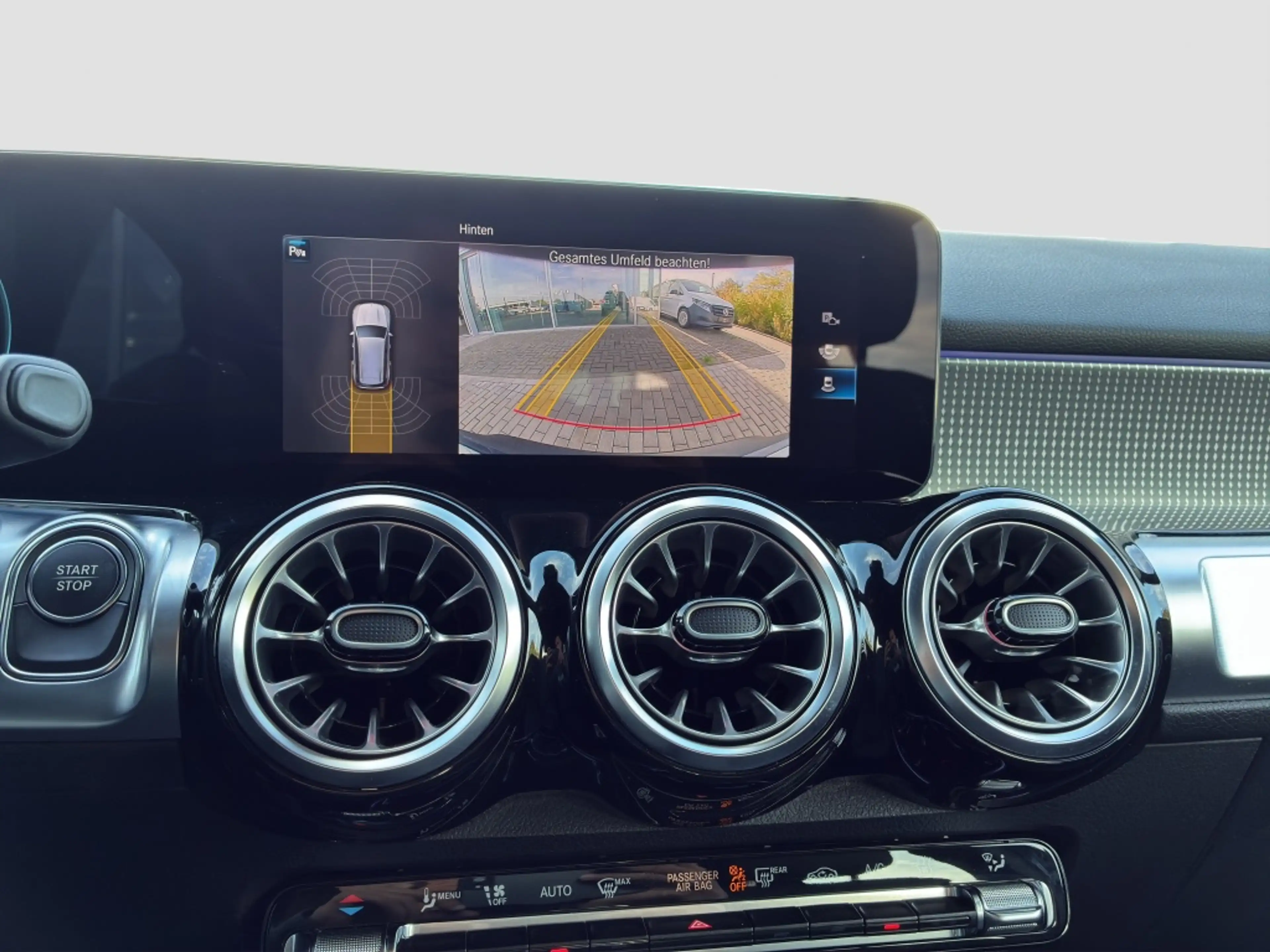 Mercedes-Benz EQB 250 + Navi*LED*PDC*ParkAss*SpurH*SpurW*ACC*LM — photo 10