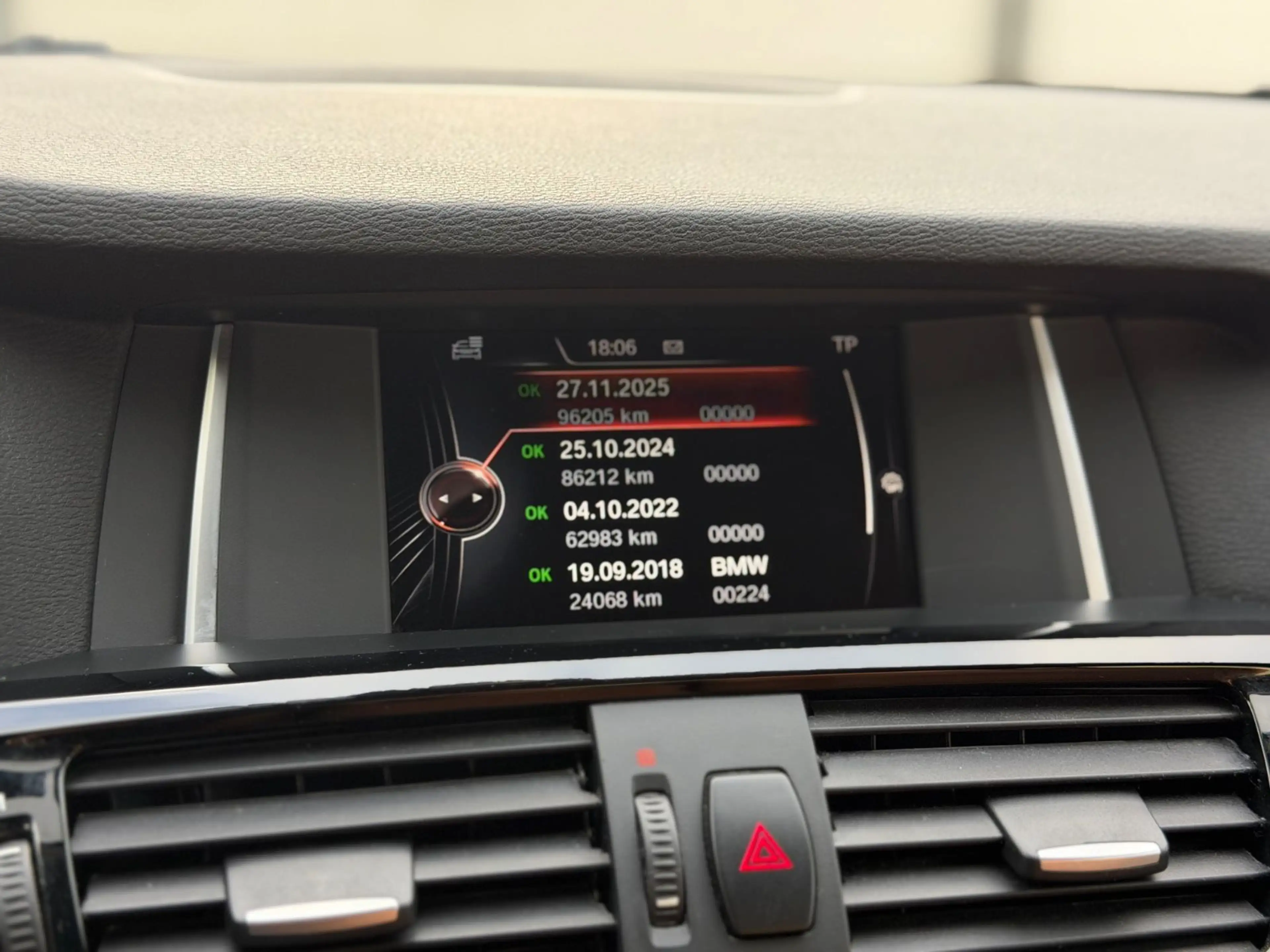BMW X4 xDrive 20 d Navi Leder 1. Hand TÜV NEU — photo 13
