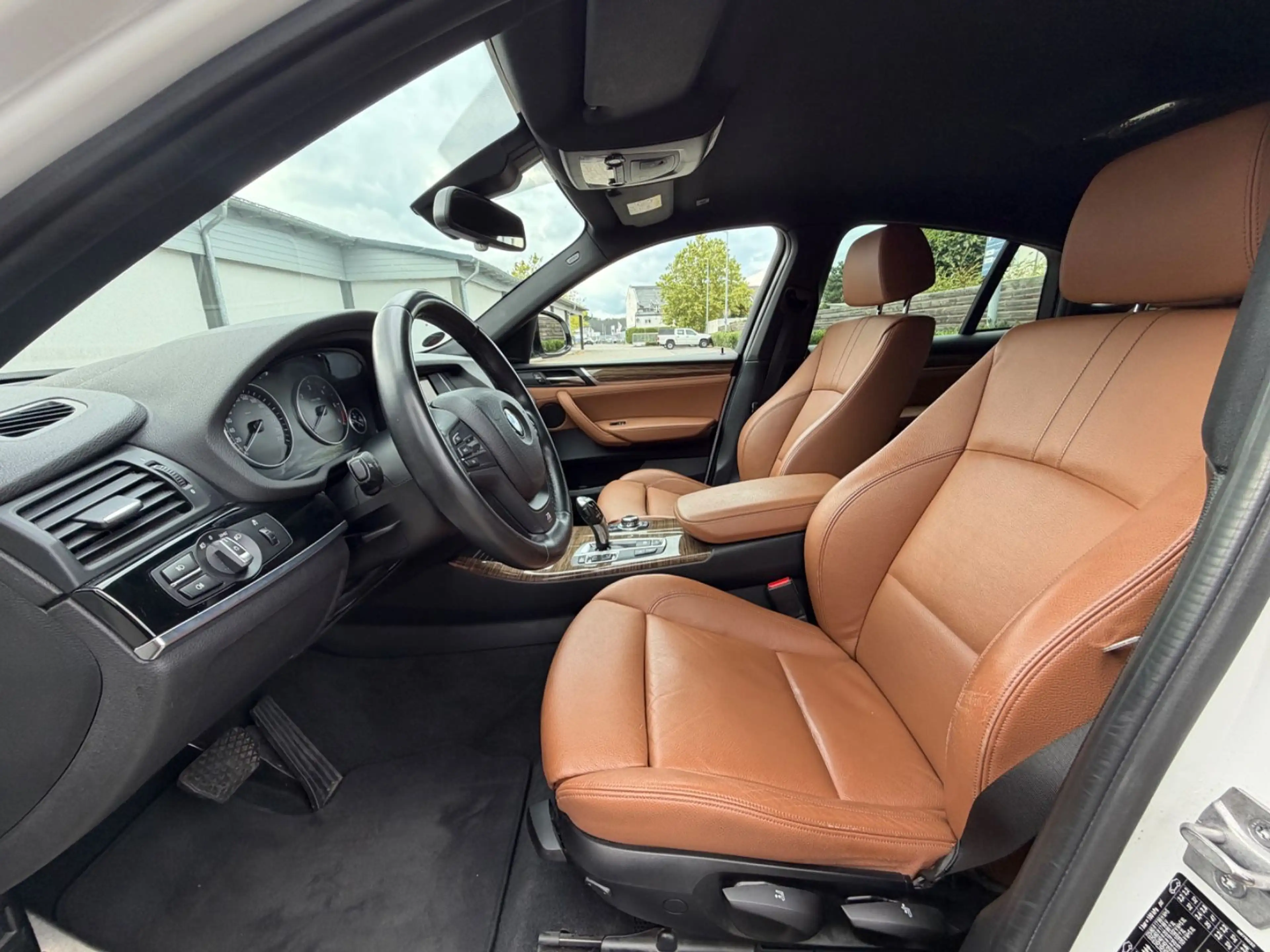 BMW X4 xDrive 20 d Navi Leder 1. Hand TÜV NEU — photo 8